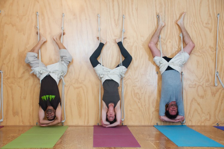 rope sirsasana photo